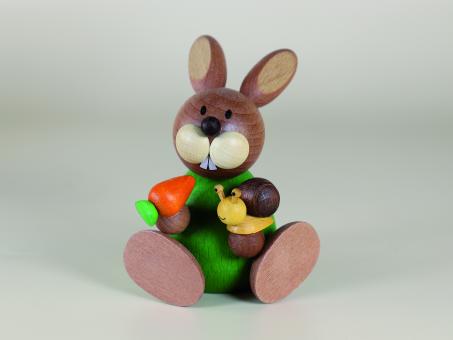 Paul Ullrich Osterhase sitzend mit Schnecke und Möhre Neu 2023 