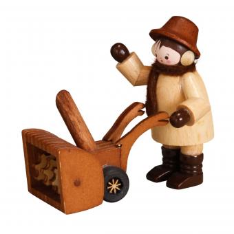 Romy Thiel Mann mit Schneefräse natur 