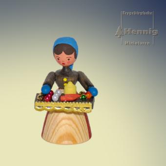 Hennig Miniaturen Weihnachtsmarktfrau 