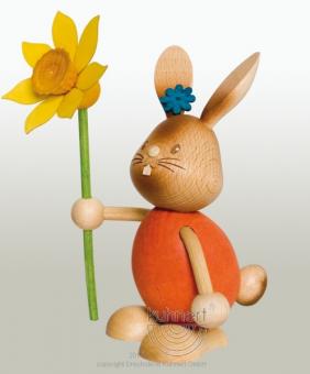 Drechslerei Kuhnert Hase Stupsi mit Blume 