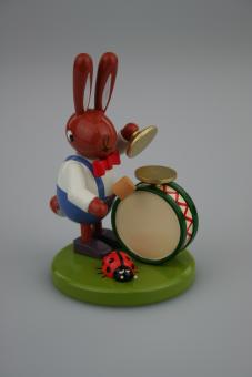 Leichsenring Osterhase mit Trommel und Käfer klein 