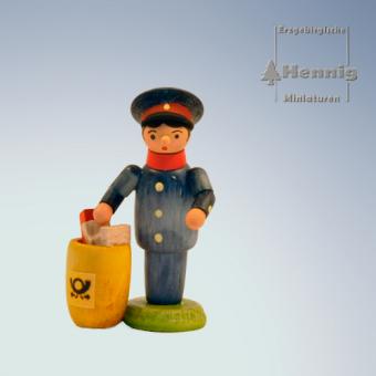 Hennig Miniaturen Postbote 