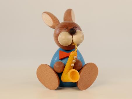 Paul Ullrich Osterhase sitzend mit Saxophon NEU 2021 