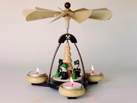Paul Ullrich Teelichtpyramide mit Bergleute 